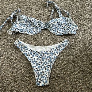 Monday swimwear set